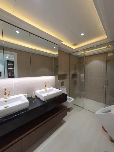 Phòng tắm - Nhà phố thiết kế nội thất cao cấp sang trọng như khách sạn 5 sao