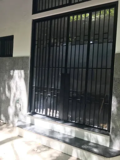 Lối vào - Cải tạo căn hộ tập thể thành tổ ấm kiên cố ấm cúng