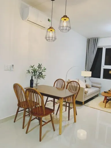 Phòng ăn - Căn hộ của cô gái độc thân - thành quả 8 năm xa quê hương