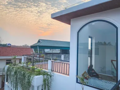 Lô gia - Căn nhà gần gũi thiên nhiên đẹp mơ màng