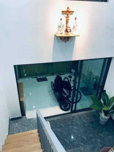 Lối vào Cầu thang - Cải tạo ngoạn mục nhà cấp 4 mặt tiền quốc lộ chỉ với 200 triệu Lối vào Cầu thang - Cải tạo ngoạn mục nhà cấp 4 mặt tiền quốc lộ chỉ với 200 triệu