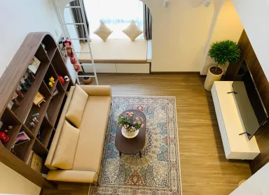 Thay áo mới với vẻ bình yên và nhẹ nhàng cho căn hộ thông tầng 