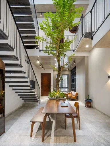 Phòng bếp - Ngôi nhà 100m2 mái lam gỗ cách tân mát mẻ quanh năm tại Đà Nẵng