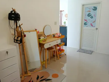 Phòng ngủ - Cặp đôi tại Thái Lan tự thiết kế xây nhà cấp 4 mái bằng chỉ 470 triệu Phòng ngủ - Cặp đôi tại Thái Lan tự thiết kế xây nhà cấp 4 mái bằng chỉ 470 triệu