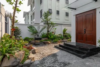 Lối vào - Ngắm nhìn căn nhà mơ ước đã thành hiện thực của mình