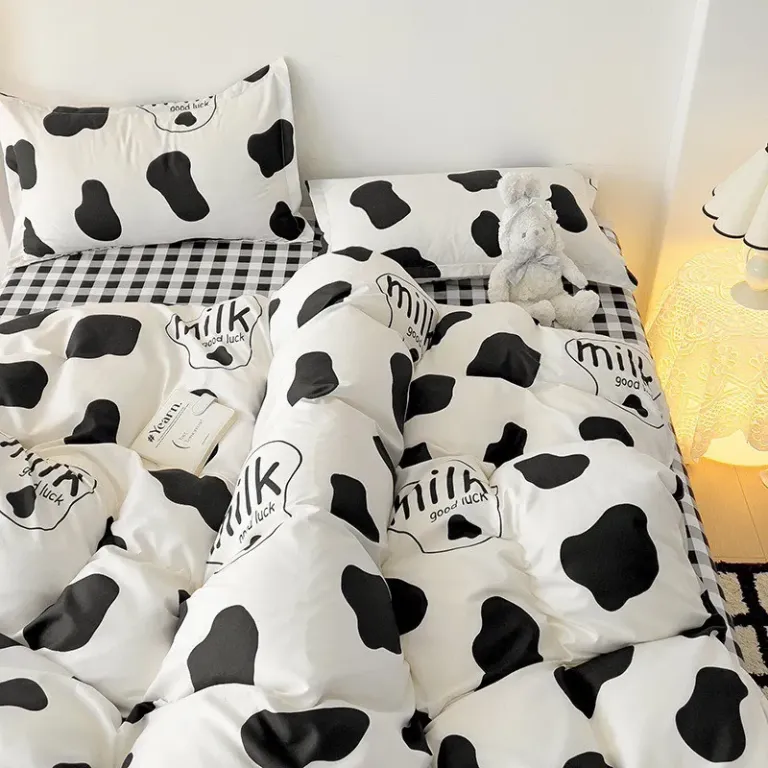 Bộ Chăn Ga Gối Emmibedding, Drap Cotton Poly Hàn Quốc Mẫu Bò Sữa Milk