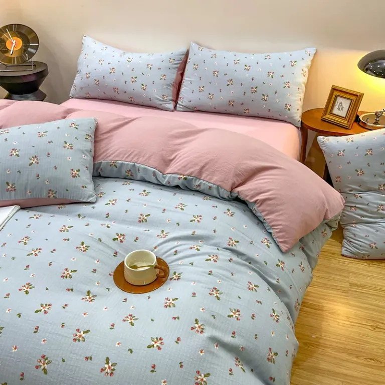 Chăn Ga Gối 4 Món Cotton Đũi Họa Tiết Vintage Hoa Nhí Decor Phòng Hàn Quốc Drap Nệm Bo Chun Phủ Giường EmmiBedding